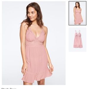 NWOT PINK 🌸🌸 Crochet lace summer dress 💚